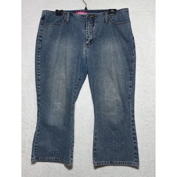 Zana-Di Denim - Zana-Di Vintage Y2K Floral Embroidered Capri Jeans Medium Wash Blue Size 15